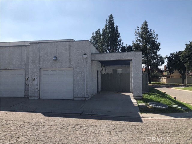 1520 E Coulston St-Unit -1 in San Bernardino, CA - Foto de edificio - Building Photo