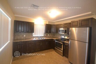 2464 SW 8th St in Fort Lauderdale, FL - Building Photo - Building Photo