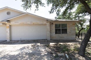 21513 Pershing Ave in Lago Vista, TX - Building Photo