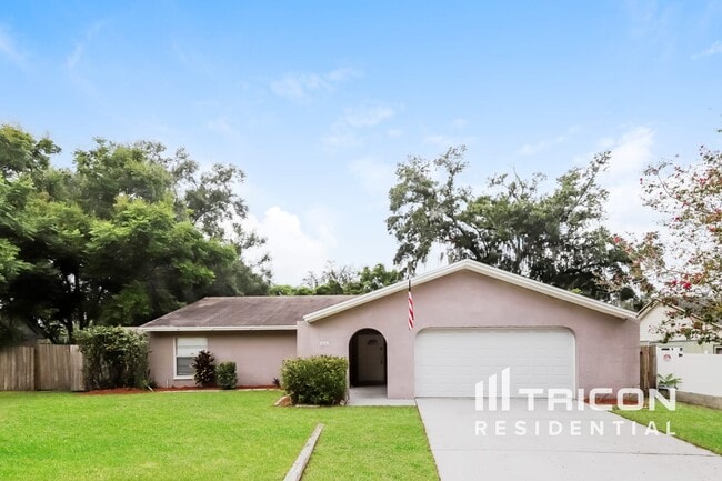property at 615 Forest Hills Dr