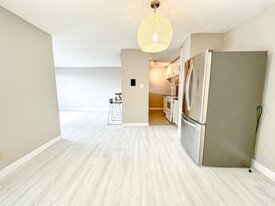 924-914 14 Ave SW in Calgary, AB - Building Photo - Building Photo