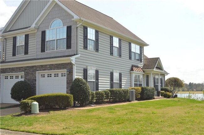 1604 Waters Edge Ln in Suffolk, VA - Building Photo - Building Photo