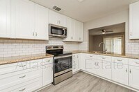 6702 Highland Grass photo'