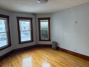 91 May St, Unit 1 in Worcester, MA - Building Photo - Building Photo