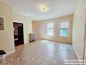 243 Callender St in Boston, MA - Building Photo - Building Photo