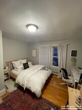 764 E 8th St, Unit 3 in Boston, MA - Foto de edificio - Building Photo