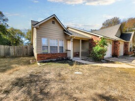 2906 Whisper Oaks Ln in Georgetown, TX - Foto de edificio - Building Photo