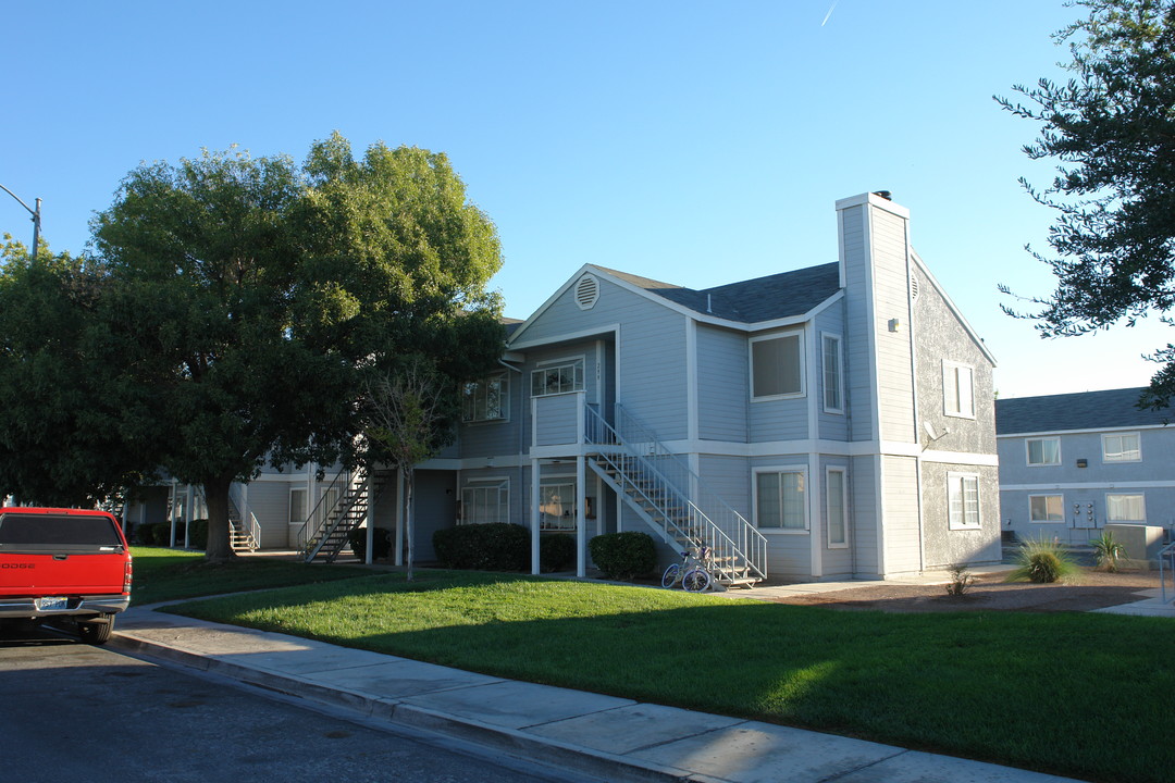 Lake Mead Villas in Las Vegas, NV - Building Photo