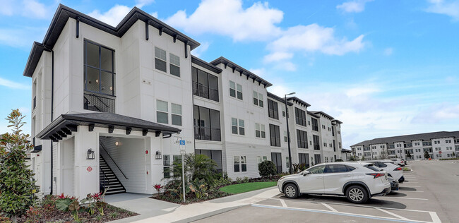 Ascend Ridgewood Lakes in Davenport, FL - Building Photo - Building Photo