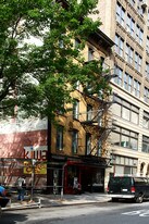 234 W 27th St in New York, NY - Building Photo