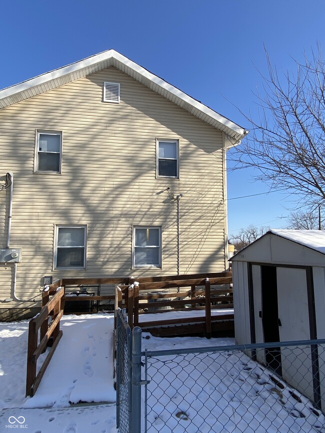 2036 Singleton St in Indianapolis, IN - Building Photo - Building Photo