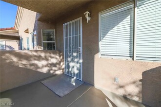 6557 McRae Ave-Unit -202 in Las Vegas, NV - Building Photo - Building Photo