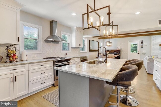 property at 5101 Redwing Dr