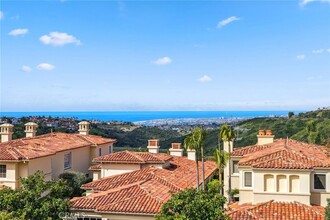 5 Torrey Pine Dr in Newport Beach, CA - Building Photo - Building Photo