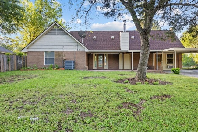 1519 Everitt St in Navasota, TX - Building Photo - Building Photo