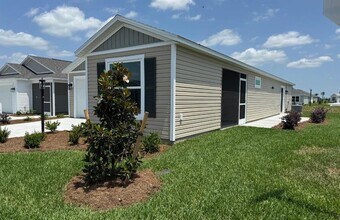1195 CHIASSON Ave in Okahumpka, FL - Building Photo - Building Photo