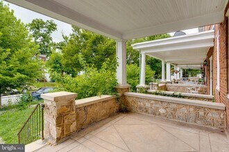 2908 Oakley Ave in Baltimore, MD - Building Photo - Building Photo