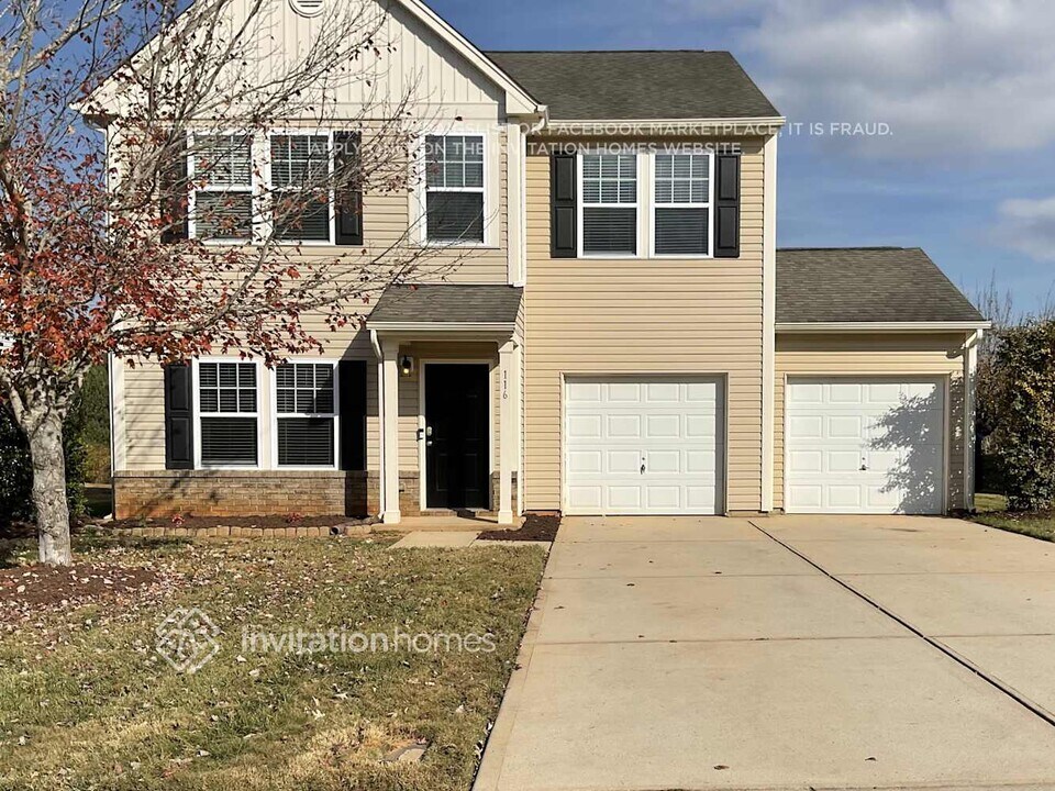 116 Austin Field Ct in Mount Holly, NC - Foto de edificio