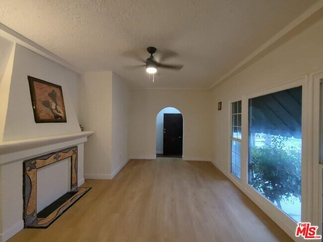 1500 Orange Ave in Long Beach, CA - Building Photo - Building Photo