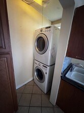 2700 N Laramie Ave in Chicago, IL - Building Photo - Building Photo