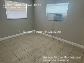 1108 NW 5th Ave-Unit -1 in Fort Lauderdale, FL - Foto de edificio - Building Photo