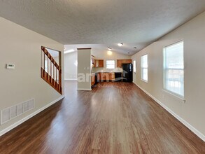 8420 Brook Pointe Ct in Indianapolis, IN - Building Photo - Building Photo