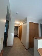 555 Whitegate Dr in O'Fallon, MO - Building Photo - Building Photo