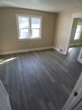 3002 Grant Park Blvd in Rockford, IL - Building Photo - Building Photo