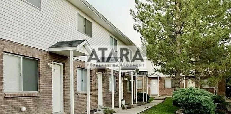 4247 S Hwy 89 in North Salt Lake, UT - Building Photo