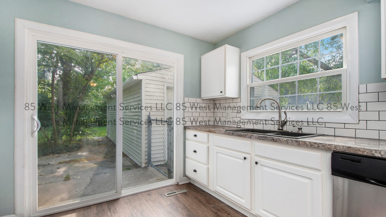 2342 Rosewood Ave SE in Grand Rapids, MI - Building Photo