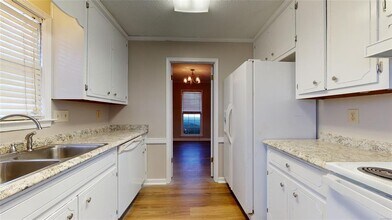 1806 Heatherton Dr in Montgomery, AL - Building Photo - Building Photo