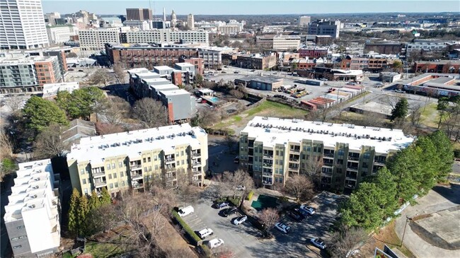 425 Chapel St SW in Atlanta, GA - Building Photo - Building Photo