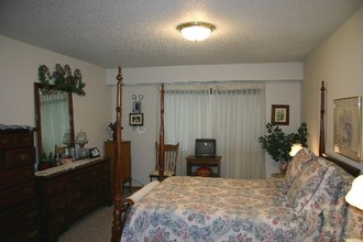 Central Square Apartments in St. Peter, MN - Building Photo - Interior Photo