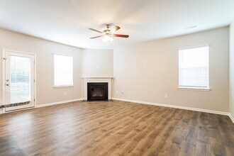674 River Dell Townes Ave in Clayton, NC - Building Photo - Building Photo