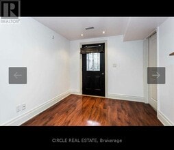 55 Westbury Crescent in Toronto, ON - Building Photo - Building Photo