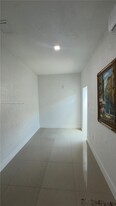 152XX SW 22nd Terrace in Miami, FL - Building Photo