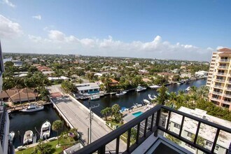 1401 S Ocean Blvd in Pompano Beach, FL - Building Photo - Building Photo