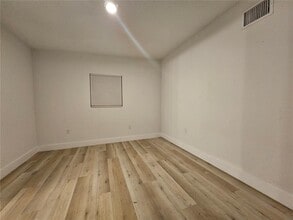 8150 Sun Vista Way in Orlando, FL - Building Photo - Building Photo