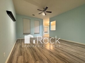 529 Hunter Dr in Norman, OK - Building Photo - Building Photo