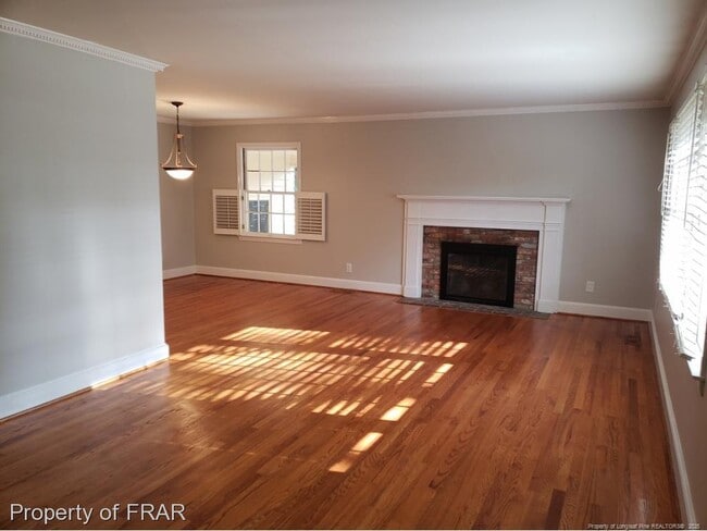 311 Westview Dr in Fayetteville, NC - Building Photo - Building Photo