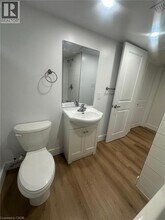 32 Munroe St in Kitchener, ON - Building Photo - Building Photo