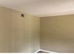 1027 Woodville Dr in Jackson, MS - Foto de edificio - Building Photo