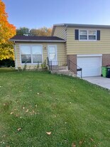 805 E South St in Beaver Dam, WI - Building Photo