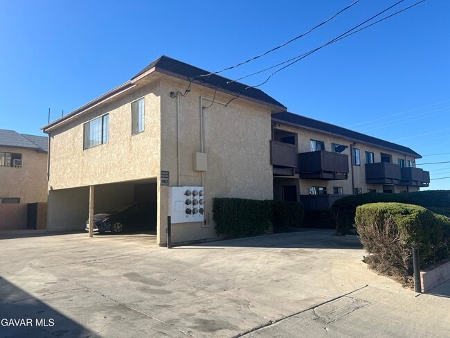property at 4202 W Ave L