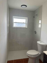 2720 NW 13th St in Fort Lauderdale, FL - Building Photo - Building Photo