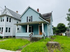 2822 4th St NW in Canton, OH - Building Photo