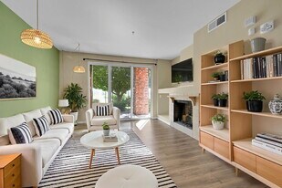 804 Summer Hawk Dr in Longmont, CO - Building Photo