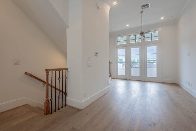 property at 4057 Leeland St