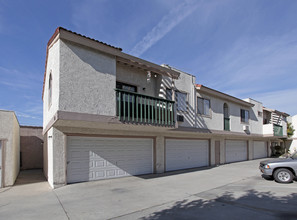 8411 Larson Ave in Garden Grove, CA - Building Photo - Building Photo