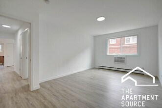 7621 N Sheridan Rd in Chicago, IL - Building Photo - Building Photo